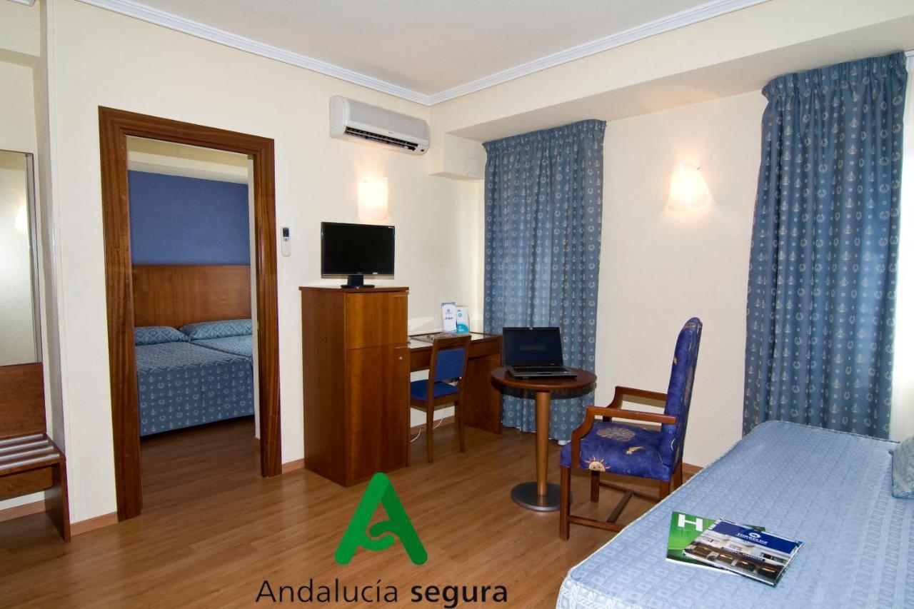 Torreluz Apartamentos Almería Exterior photo